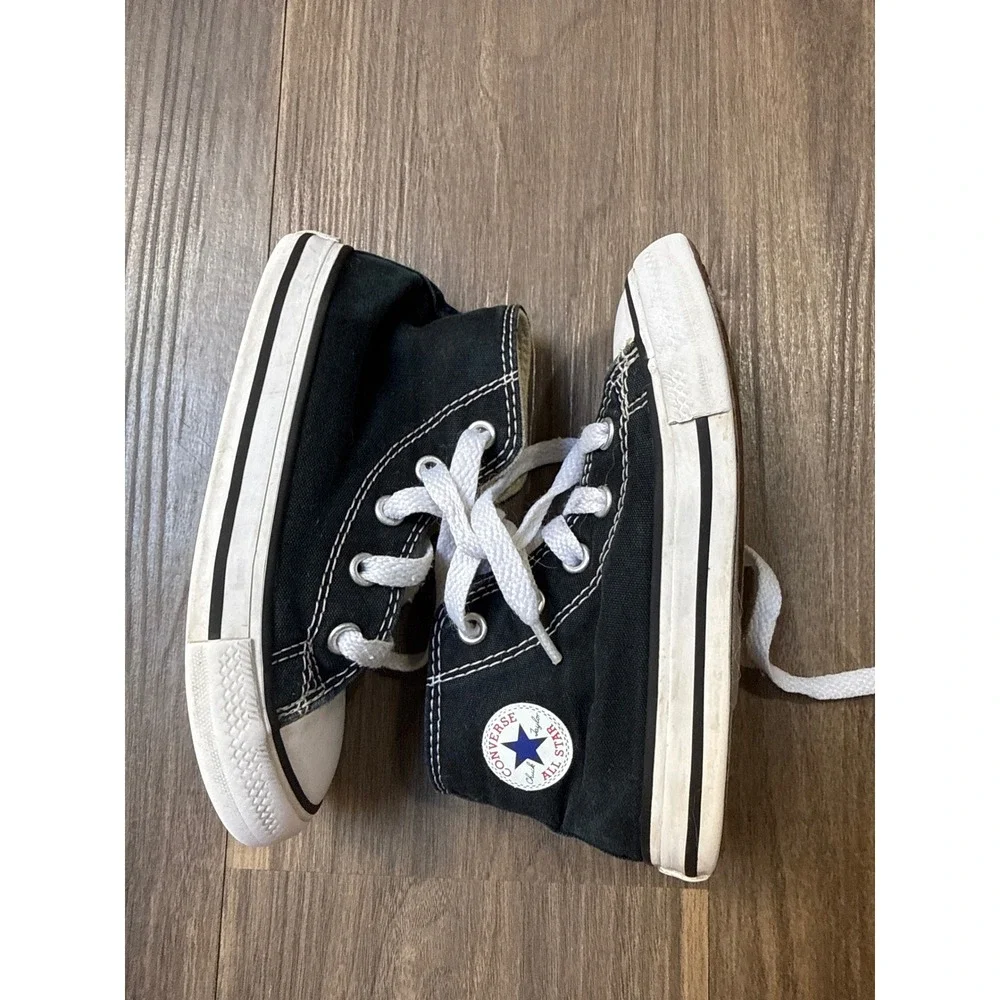 Converse Chuck Taylor All Star Kids Size 8 Toddler Black High Top Sneakers
